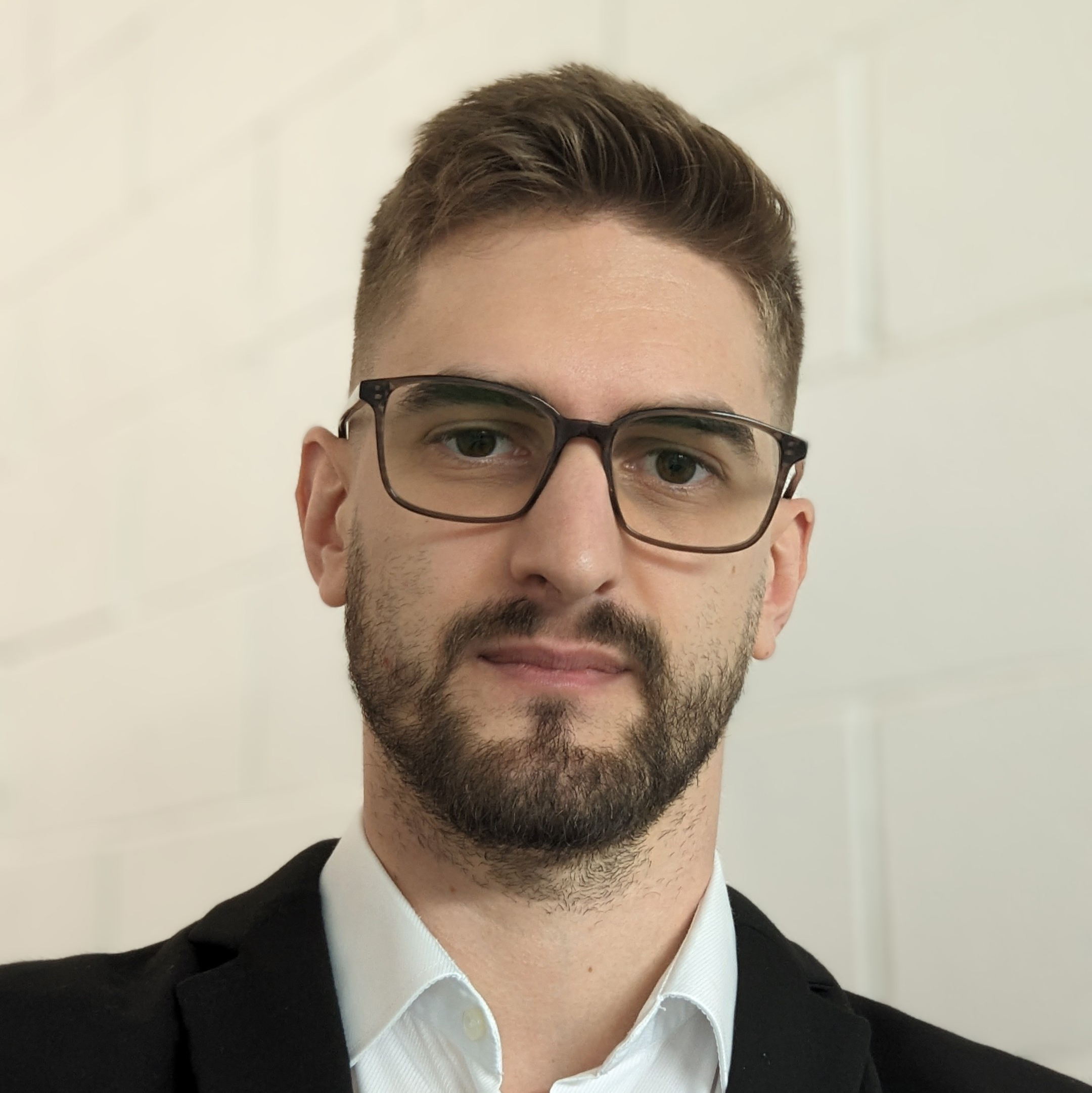 Oscar  Barro