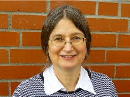 Ursula  Kües