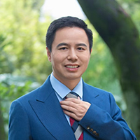 Zhiwei  Li