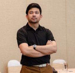 Sajeewa  Maharachchikumbura