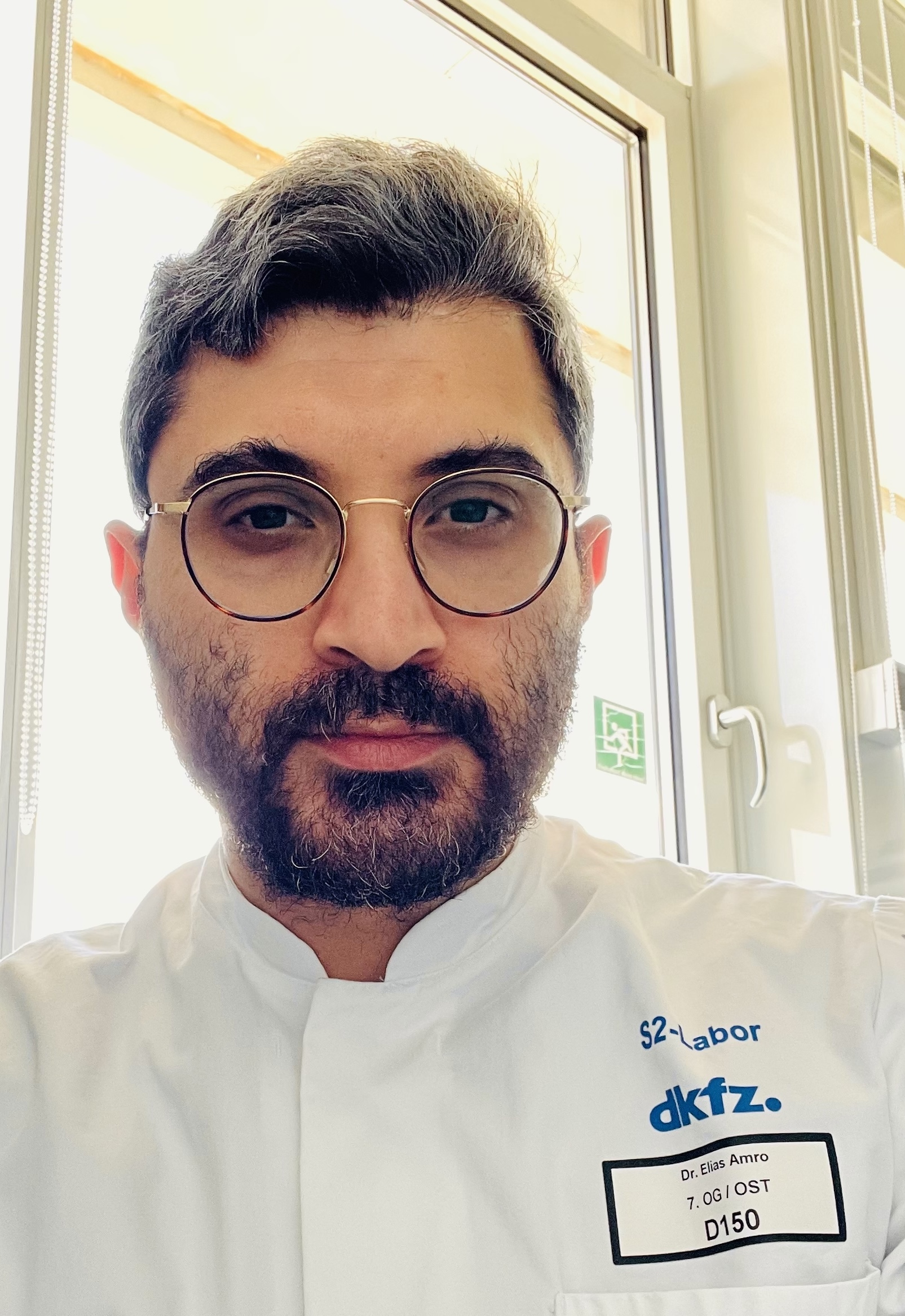 Elias  Amro